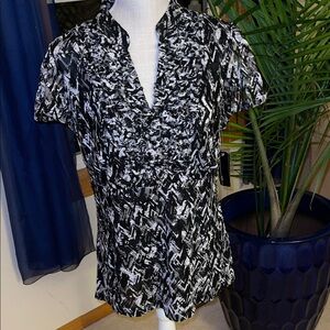 AGB Black and White Patterned Blouse